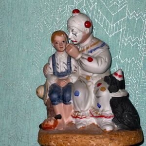 Norman Rockwell The Runaway ceramic clown boy & dog vintage Porcelain Figurine